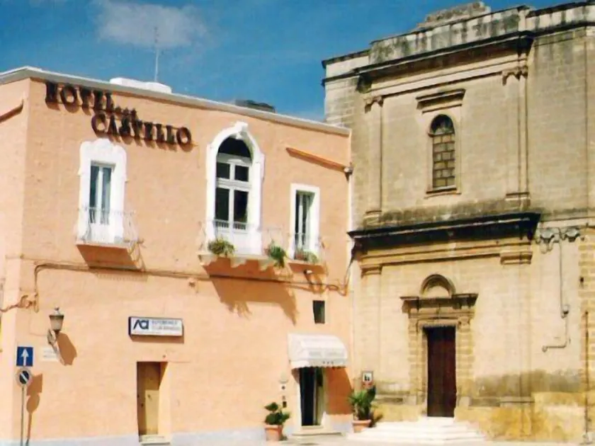Hotel Castello - Image 1