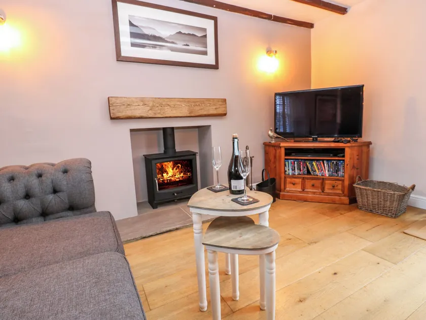 Pheasant Cottage - Image 1
