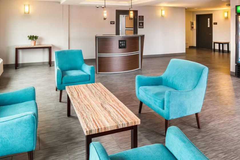 Red Lion Inn and Suites Everett - Image 1