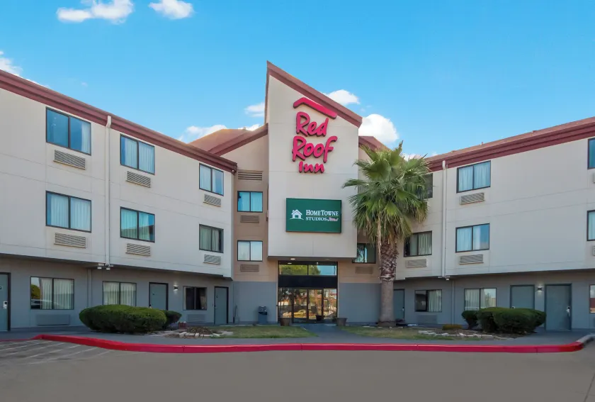 Red Roof Inn San Antonio - Seaworld Northwest - Image 1