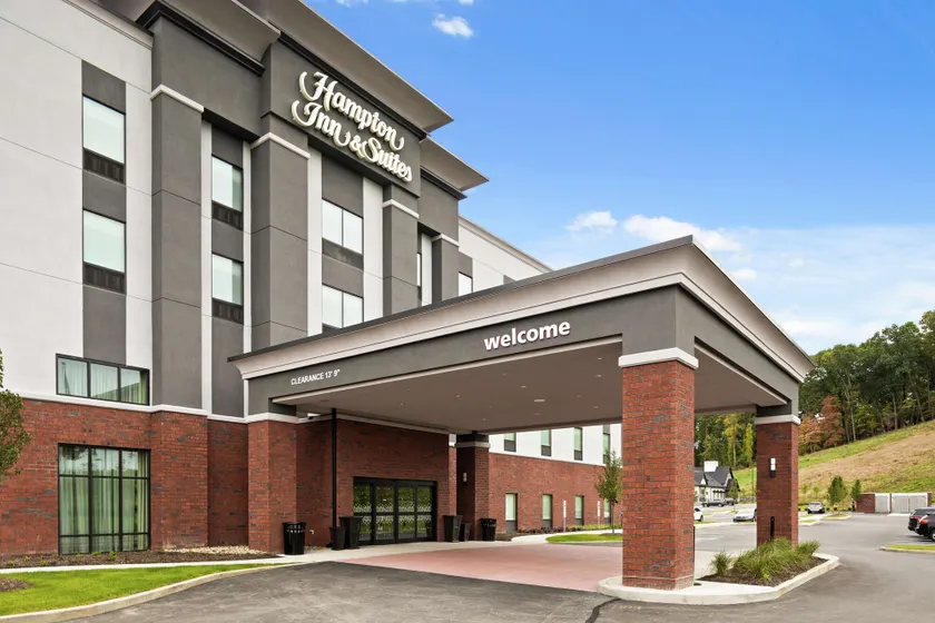 Hampton Inn & Suites Cranberry Pittsburgh - Image 1