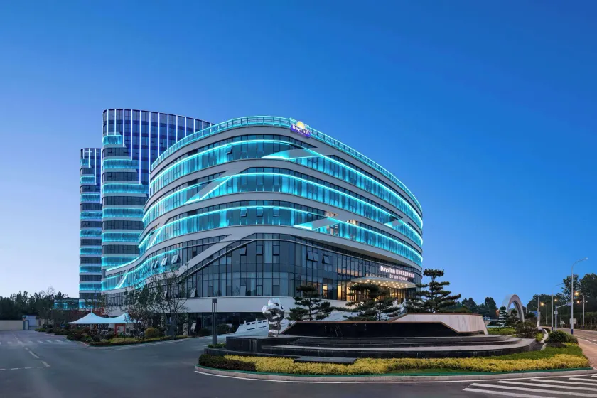 Days Inn by Wyndham Linyi Yihe New Area - Image 1