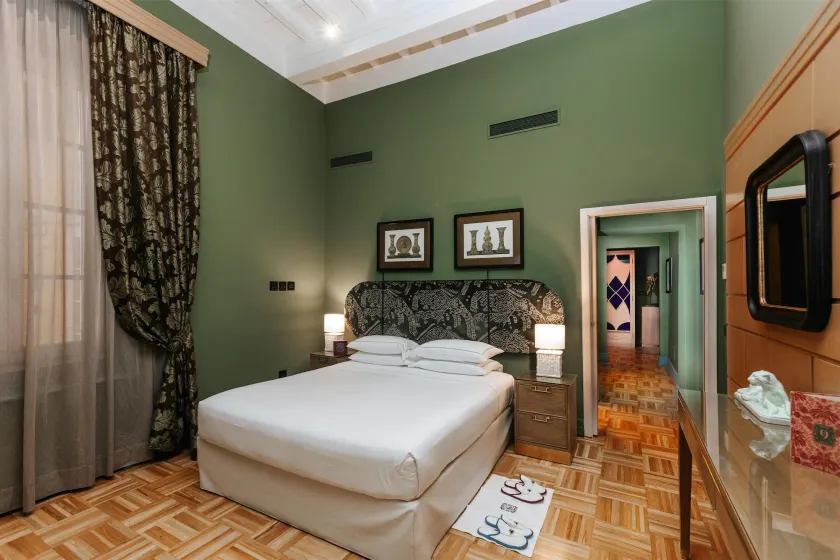 Hotel Number Nine - Image 1