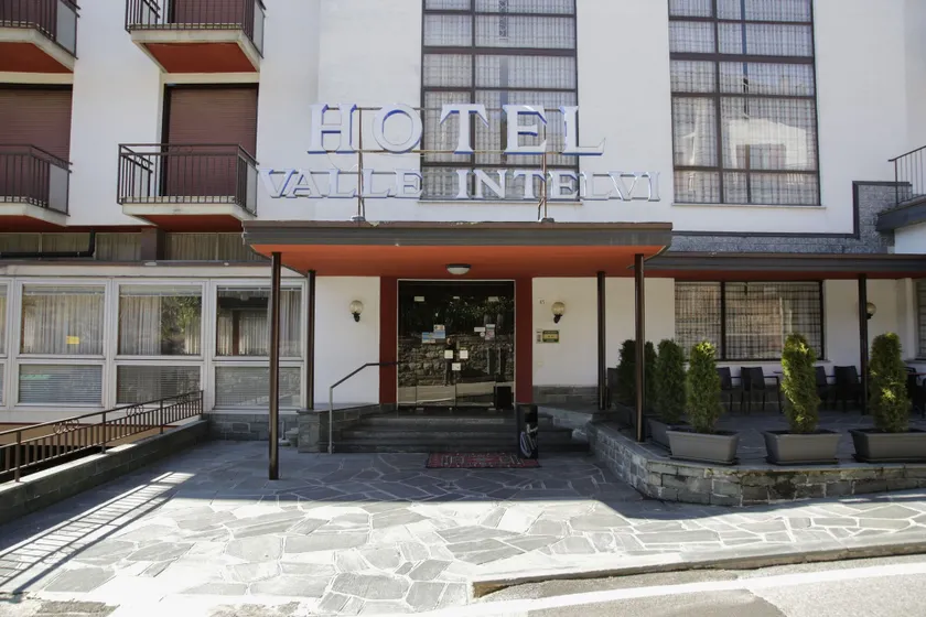 Hotel Valle Intelvi - Image 1