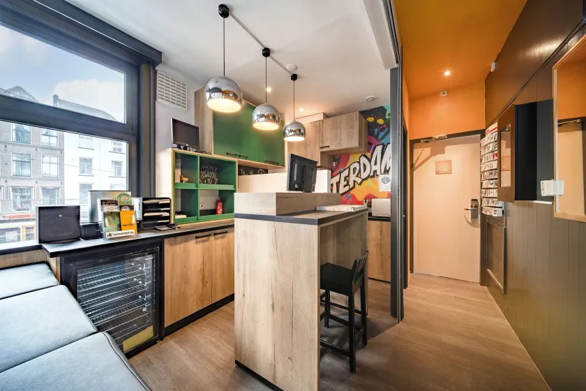 Princess Hostel Amsterdam - Image 1