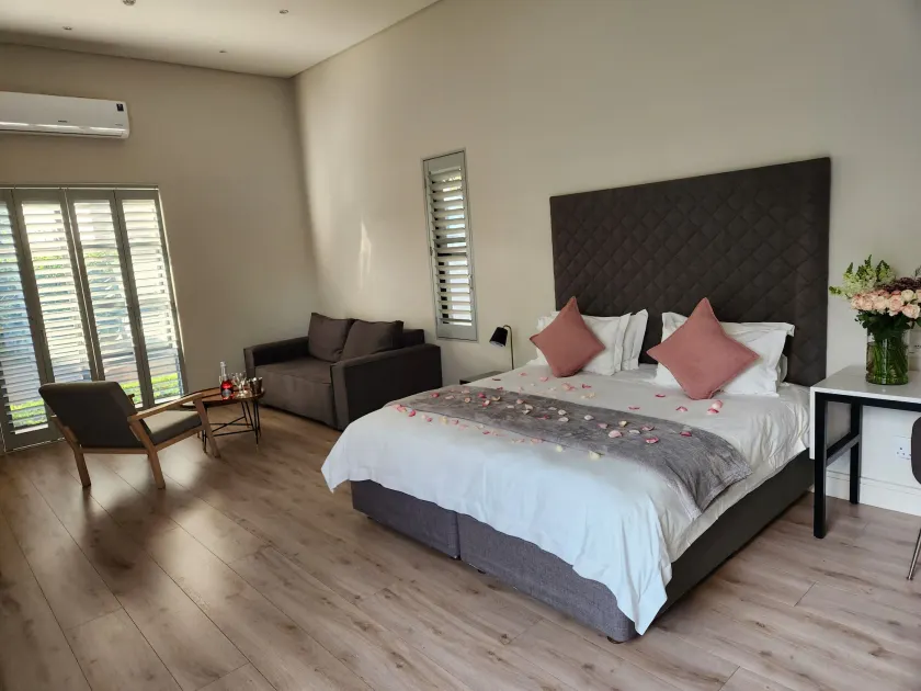 The Wantage Suites - Image 1