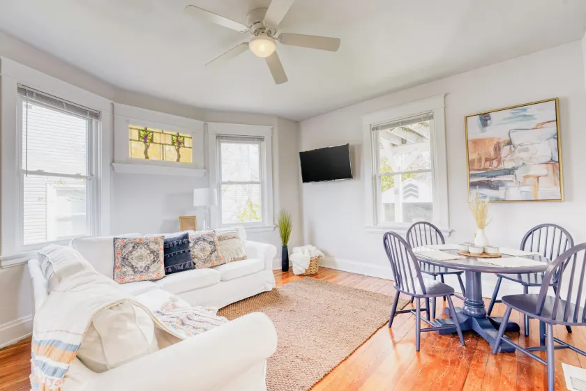 Walkable Oakley Neighborhood Home in Cincinnati! - Image 1
