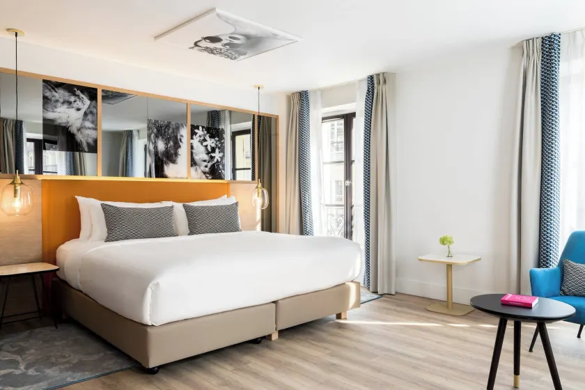 Renaissance Paris Vendome Hotel - Image 1