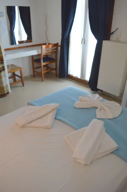 Mantraki Hotel Apartments - Image 1