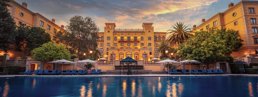 Palazzo Hotel - Image 1