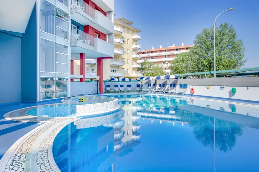 Hotel Ambassador - Image 1