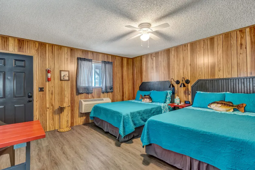 Reel Inn and Lodge - Image 1