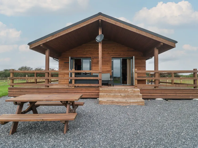 The Lodge at Crossroads Farm - Image 1