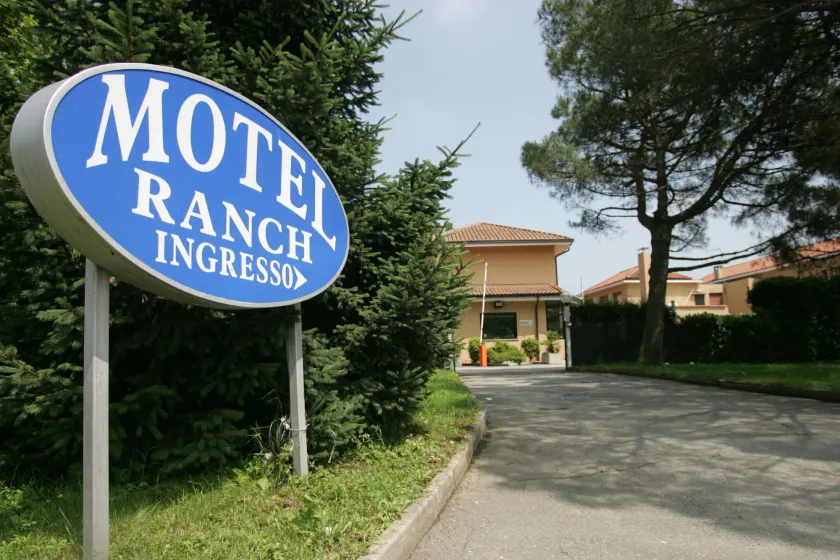 Motel Ranch - Image 1