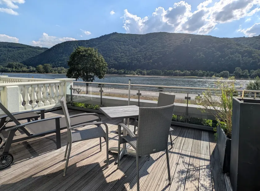 Hotel Schön am Rhein - Image 1