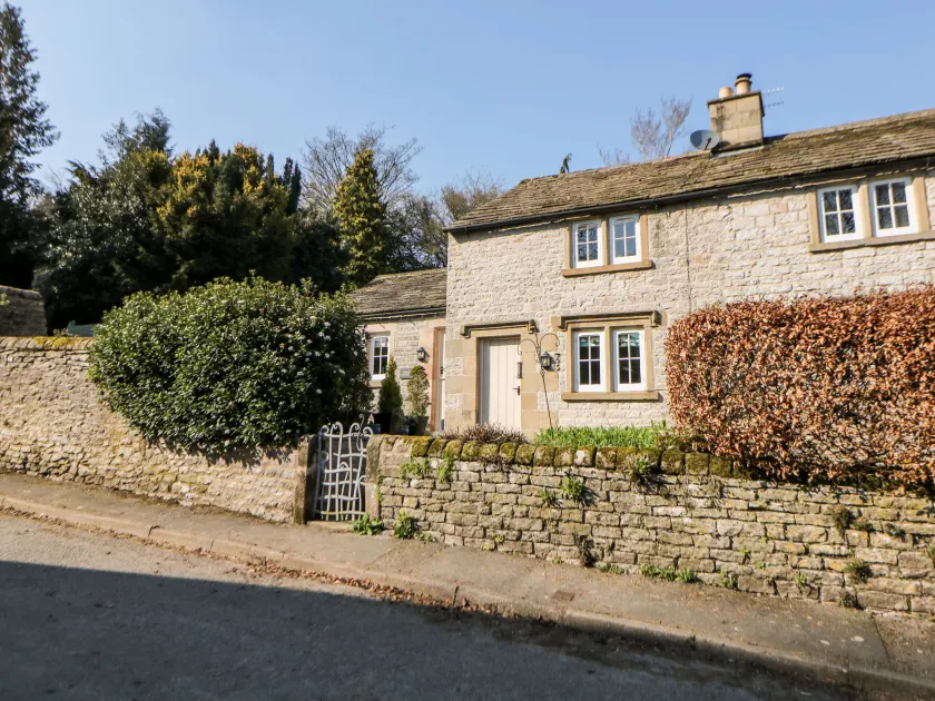 Rose Cottage - Image 1