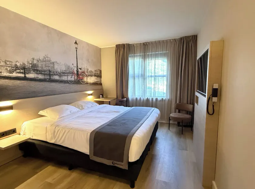 Bastion Hotel Utrecht - Image 1