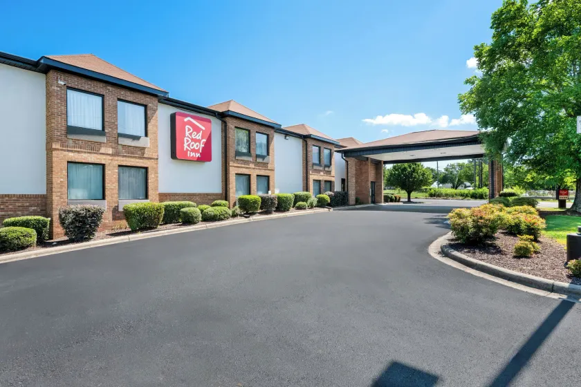 Red Roof Inn Charlotte - University - Image 1