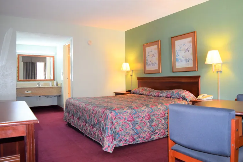 Liberty Inn - Image 1