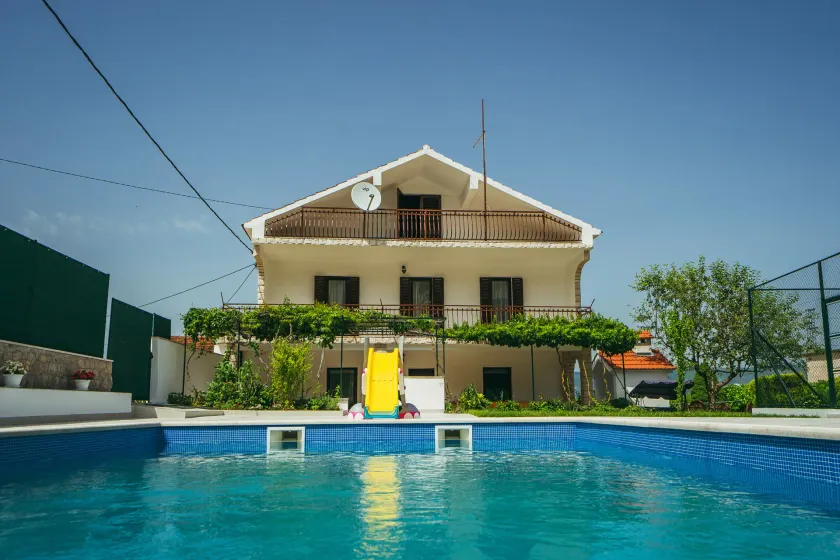 Villa Dikano - Image 1