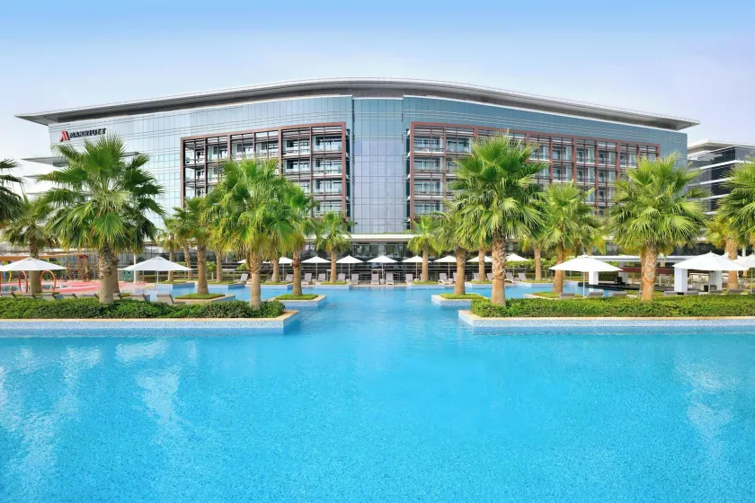Marriott Hotel Al Forsan, Abu Dhabi - Image 1