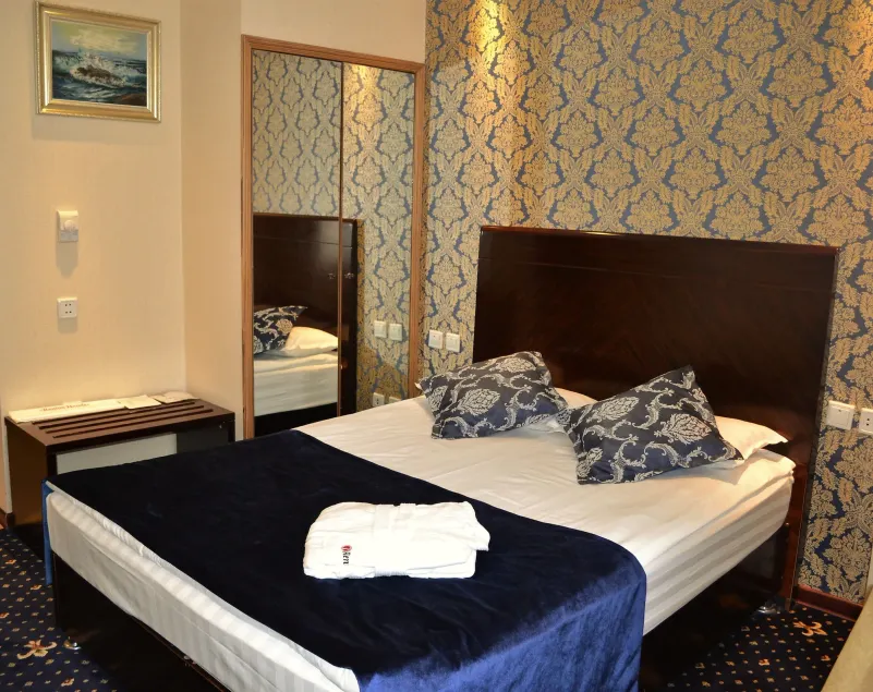Renion Hills Hotel - Image 1