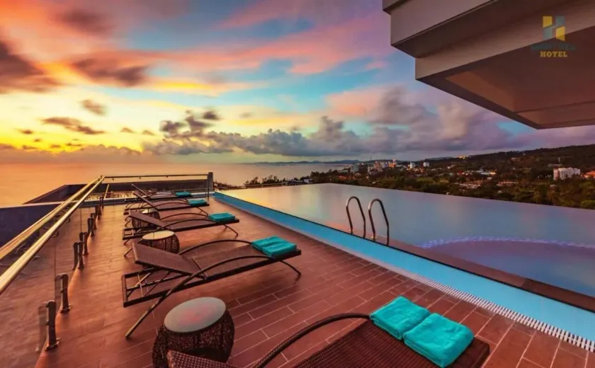 NIGHT SEA HOTEL - Image 1