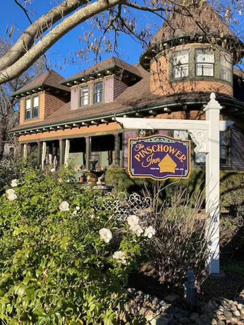 Pinschower Inn - Image 1