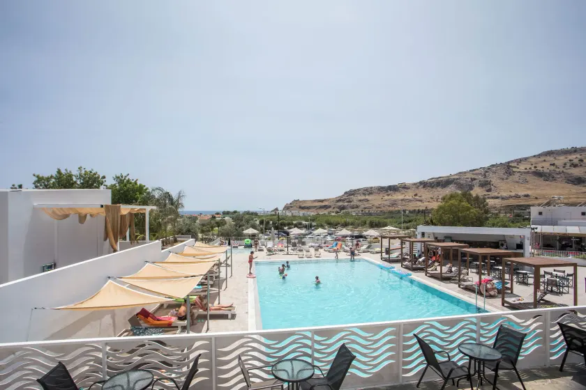 Aiora Aqua Resort - Image 1