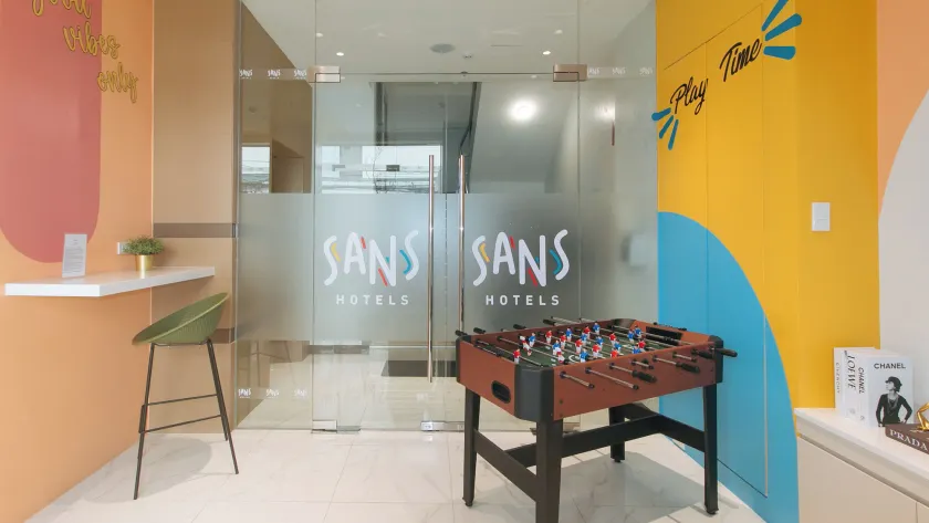 Sans Hotel at One JD Place Makati by RedDoorz - Hall