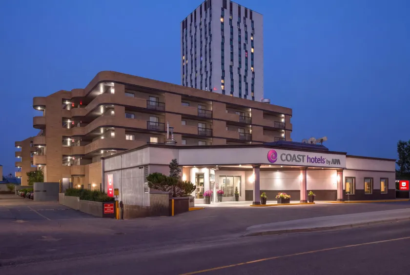 Coast Calgary University Area Hotel by APA - Image 1