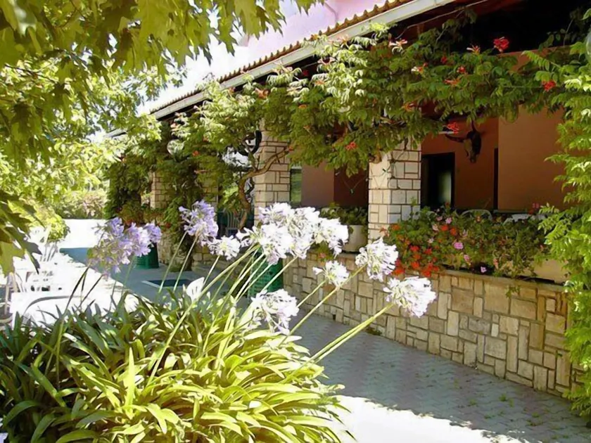 Hotel Ristorante Vecchia Maremma - Image 1