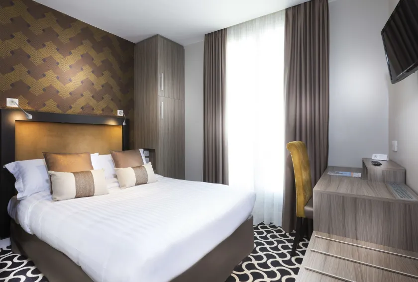 Hôtel International - Image 1