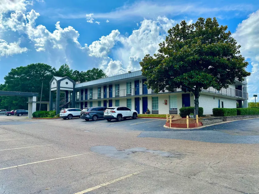 Motel 6-West Monroe, LA - Image 1