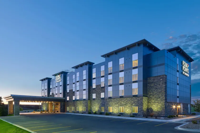 Four Points by Sheraton Williston - Image 1