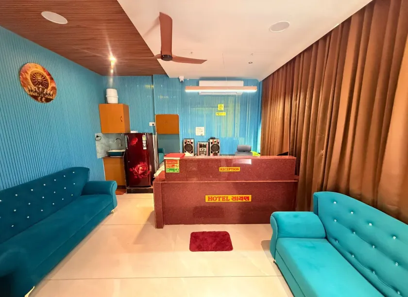 Hotel Sayan, Best Hotels In Sayan - Saguão