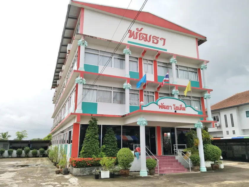 Pattha Hotel - Image 1