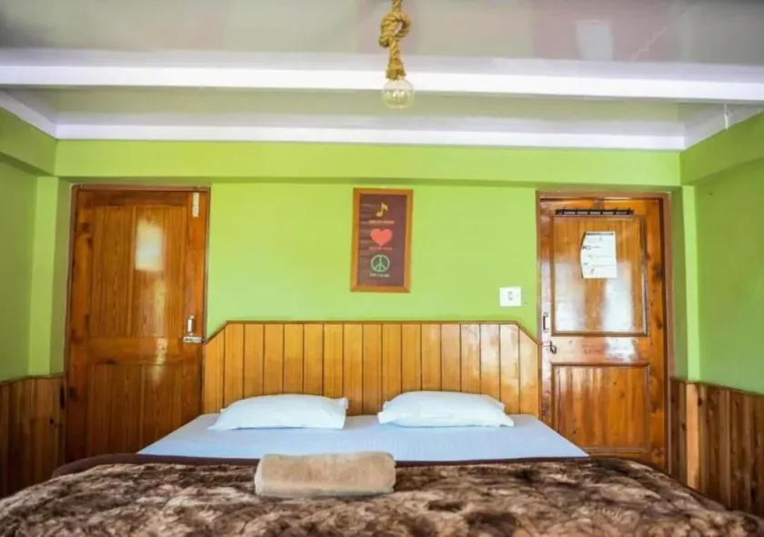 YOLO Social - The Social House & Cowork - Manali - Zimmer