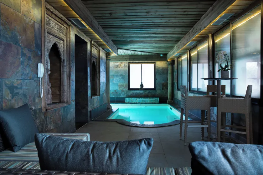 Hotel et Spa Le Lion d'Or - Image 1