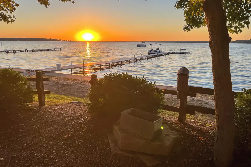 Lakefront Cabin w/ Shared Beach in Cecil! - Image 1
