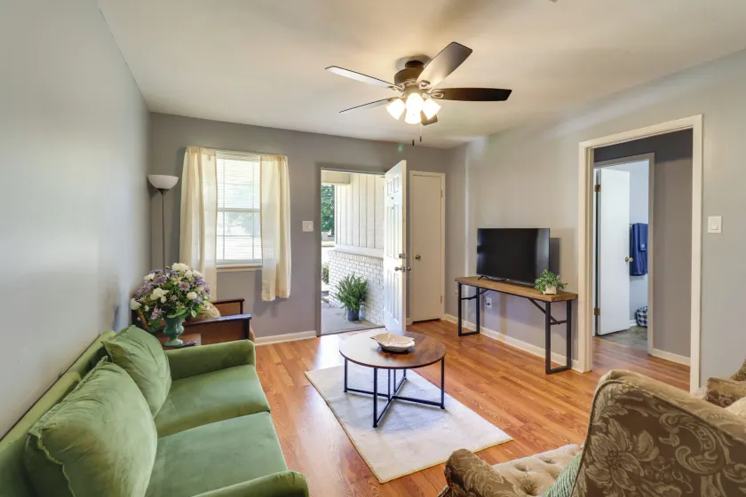 Walk to Dining & Shops: Dtwn Brookhaven Home! - Image 1