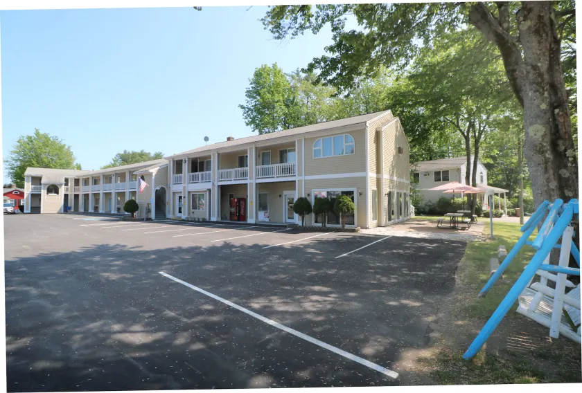 Classic Inn - Image 1