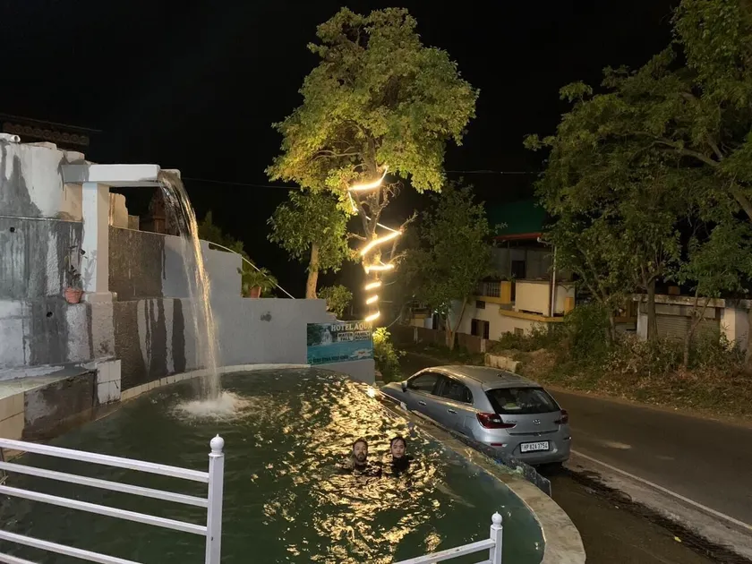 Aqua Hotel - Image 1