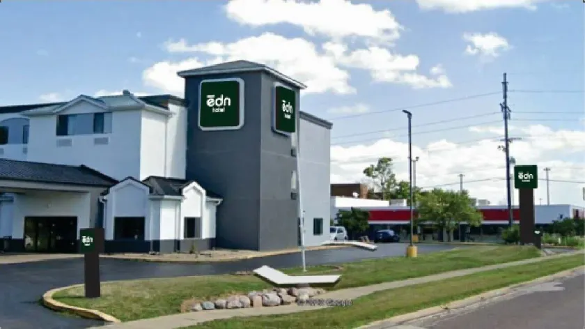 Edn Hotel - Image 1