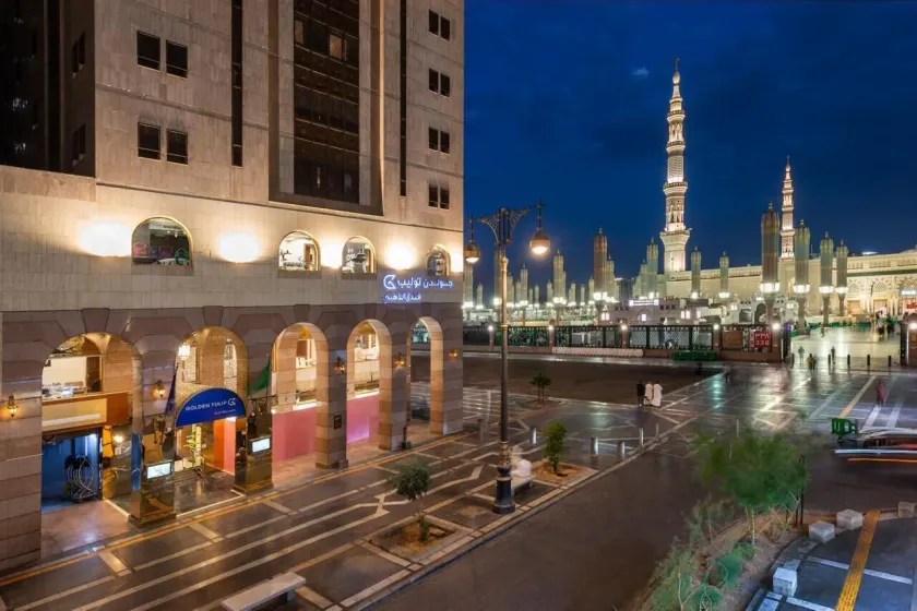 Golden Tulip Al-Zahabi - Image 1
