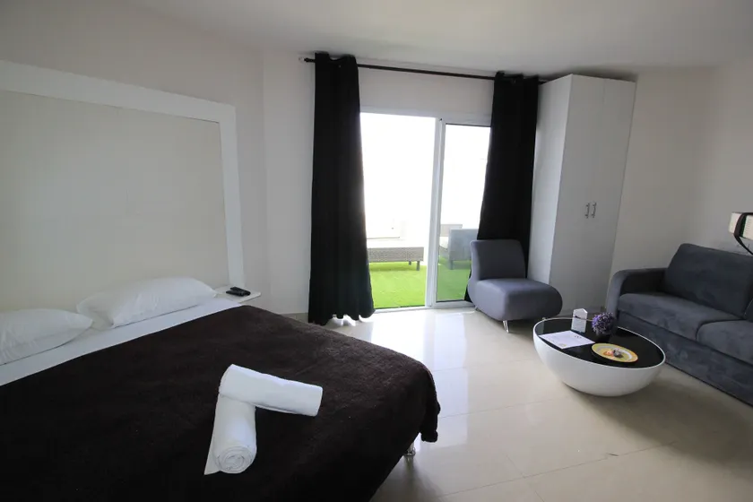 Rich Royal Suites - Image 1