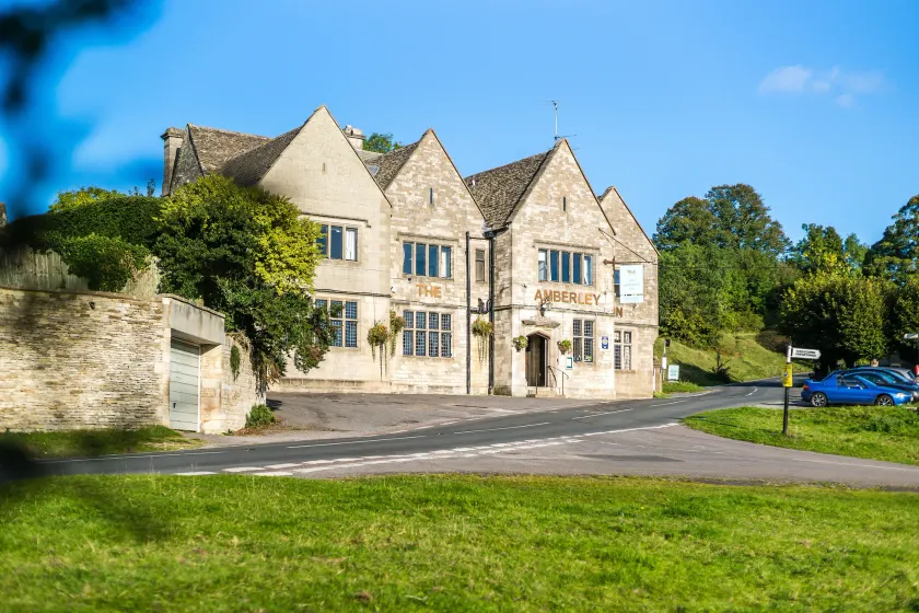 Amberley Inn - Image 1