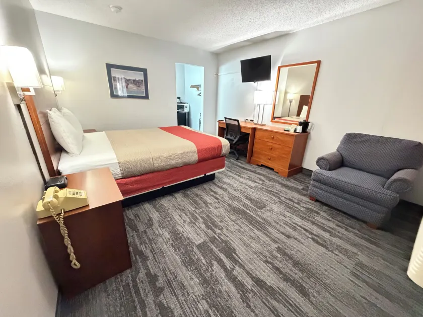 Regency Inn - Image 1