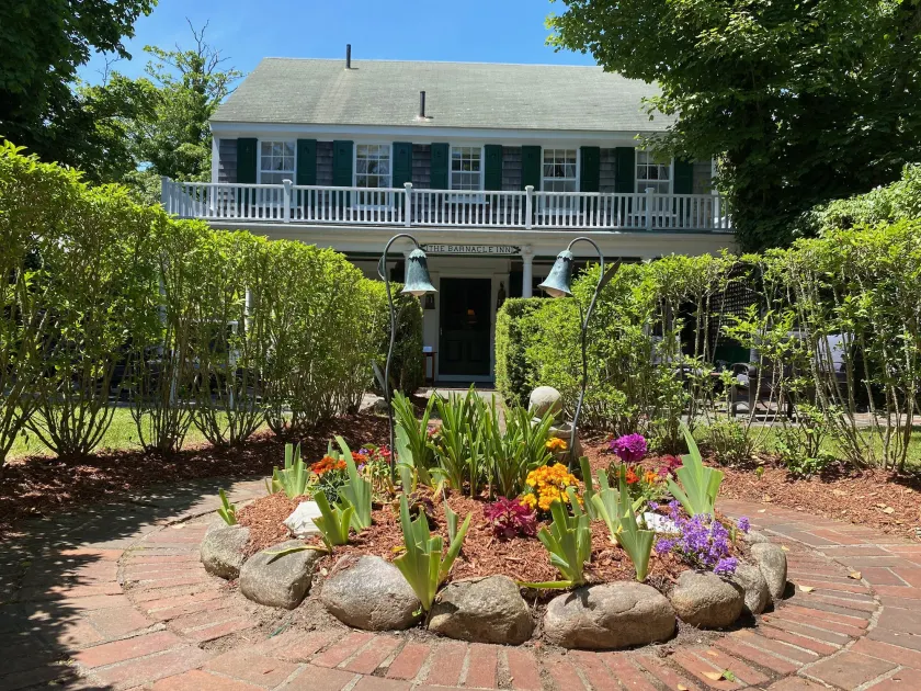The Barnacle Inn - Image 1