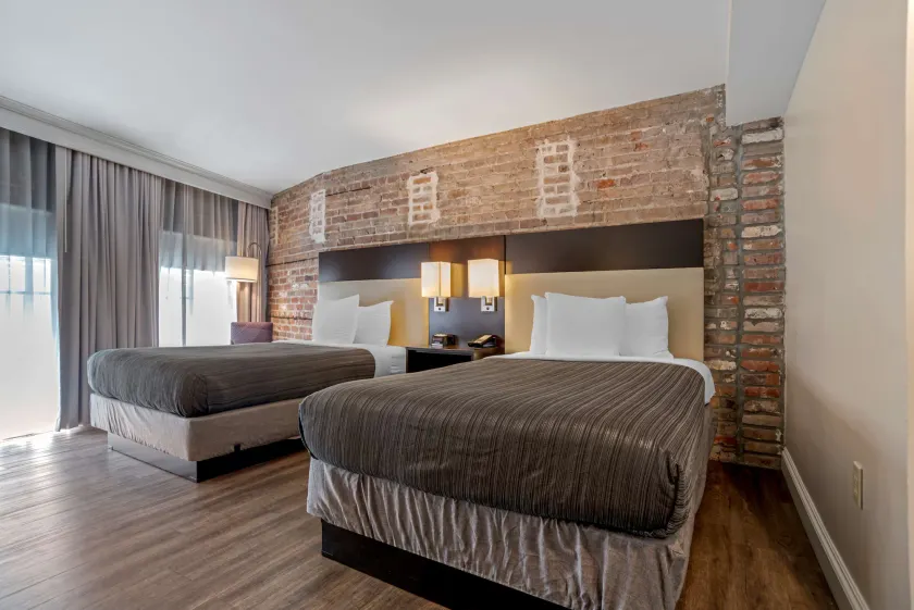 Best Western Plus St. Christopher Hotel - Image 1